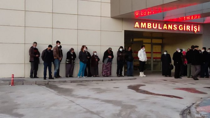 Yangında Yaralanan İki Kardeş Ankara Ve İ̇zmir’e Sevk Edildi