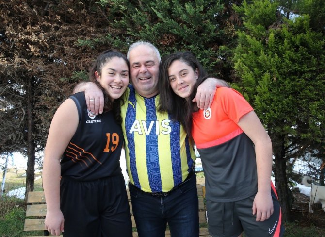 Üner Ailesi Sporcu Kimlikleri İle Örnek Oluyor