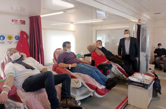 Çorumlu Esnaf Kan Bağışında Bulundu