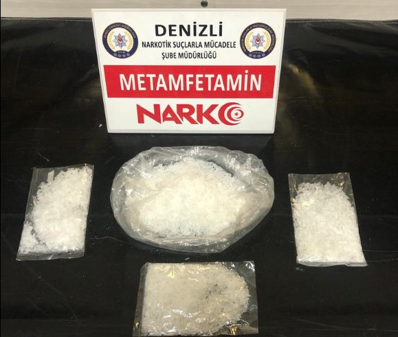 Uyuşturucu Ticareti Yapan 8 Kişi Tutuklandı
