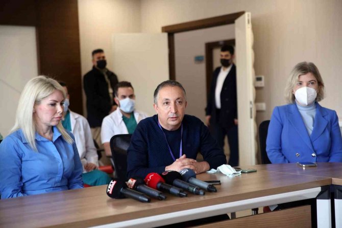 Rektör Özlenen Özkan, "Asiye Normal Hayatına Evinde Devam Edecek"