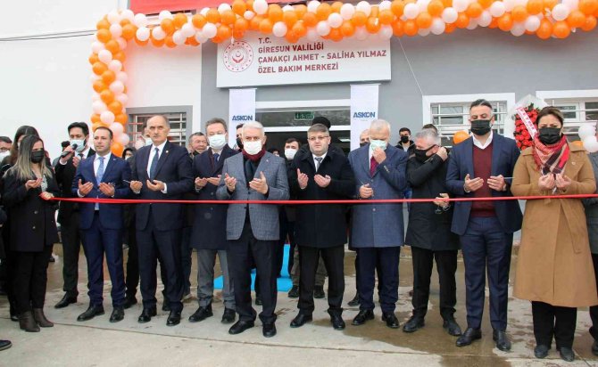 Engelli Ve Yaşlı Bakım Merkezine Görkemli Açılış