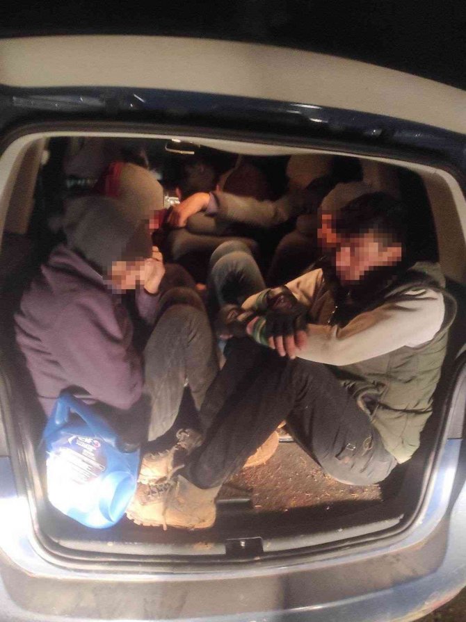 Hatay’da 22 Kaçak Mülteci Yakalandı