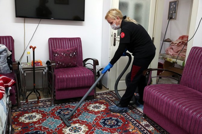 ‘Ailenizden Biri’ Sloganıyla 2 Bin 762 Kez Evde Bakım Hizmeti Sağlandı