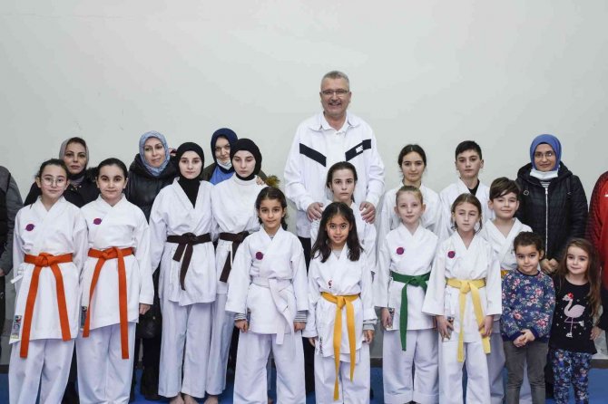 Karacabey, 7’den 77’ye Sporu Sevdiriyor