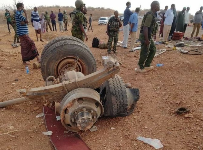 Kenya’da Minibüsün Geçişi Sırasında Eyp Patladı: 10 Ölü, 8 Yaralı