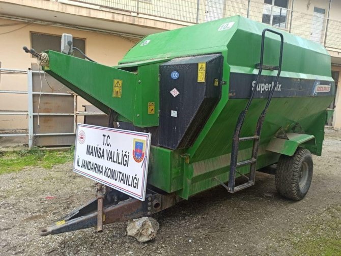 Jandarma Adım Adım İz Sürdü, Çalınan Tarım Aletlerini Buldu