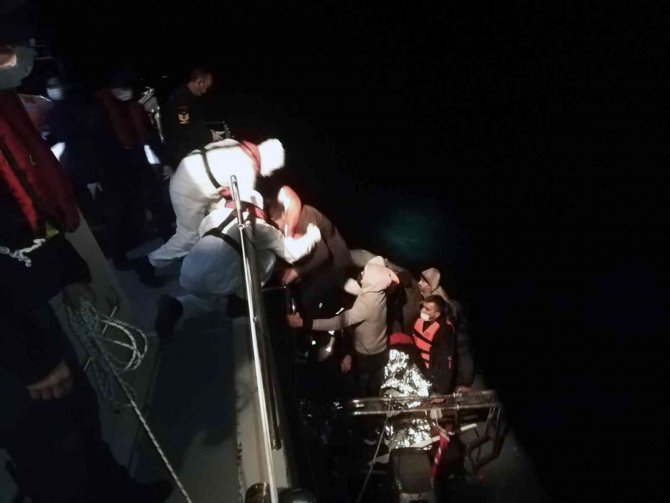 Yunanistan Göçmenleri Ölüme Terk Etmeye Devam Ediyor