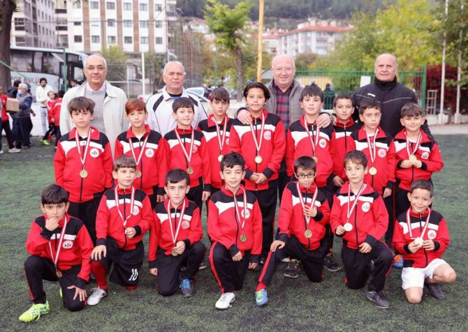 Amatör Spor Kulüplerine 70 Bin Tl Destek