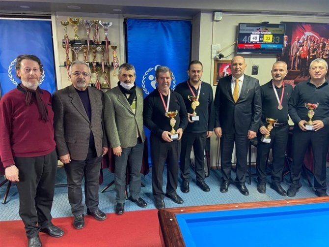3 Bant Bilardo İ̇l Birinciliği’nde Kupalar Sahiplerini Buldu