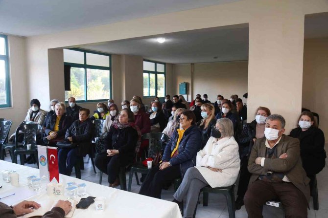 Başkan Tarhan’dan Vatandaşlara ’Gönüllü Olun’ Çağrısı