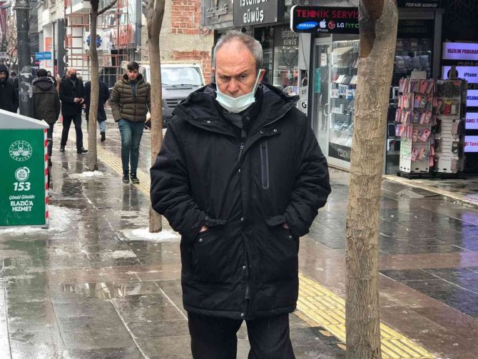 Vaka Yoğunluğu En Çok Artan 10 İl Arasına Giren Elazığ’da Vatandaşlar, Kuralların Ve Aşının Önemine Dikkat Çekti