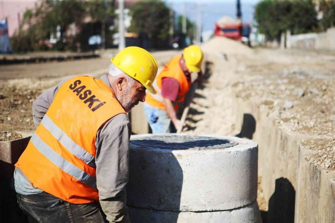 Yunus Emre Mahallesi’ne Bin 200 Metrelik Yeni Altyapı Hattı