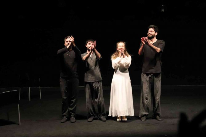 Shakespeare’in Unutulmaz Eseri ‘Othello’ Kartal’da Sahnelendi