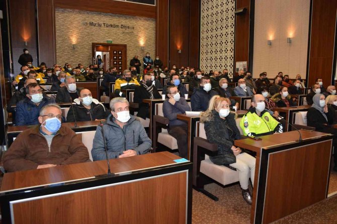 Keçiören Belediyesinden Trafik Güvenliği Eğitimi