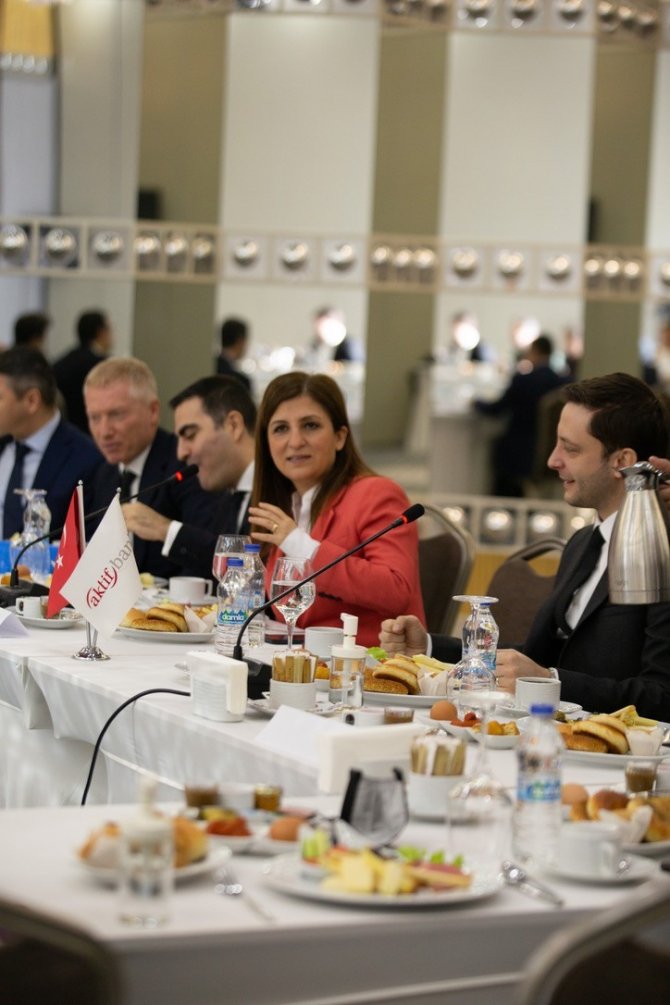 Dijitalleşmede İşin Başındayız