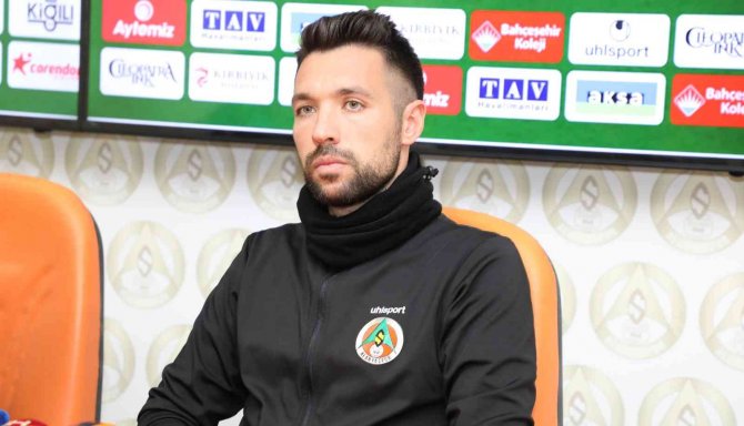 Alanyaspor Teknik Direktörü Farioli: “Pazar Günü 2 Takım Da Zorlu Bir Mücadele Verecek”