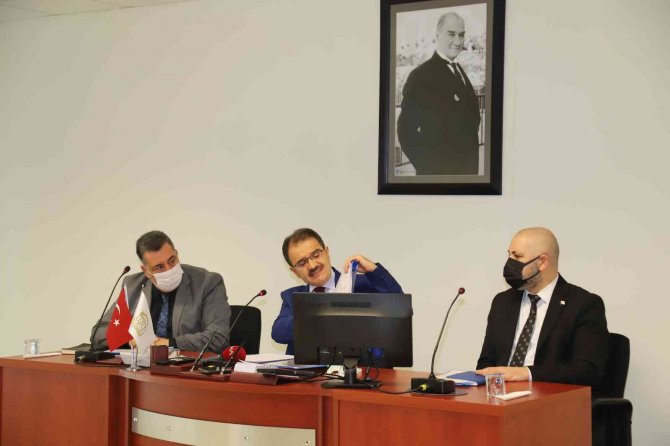 Çankırı Korona Virüs Vak’a Artışlarında İlk 10 İl Arasına Girdi, Vali Ayaz Vatandaşlara Seslendi: