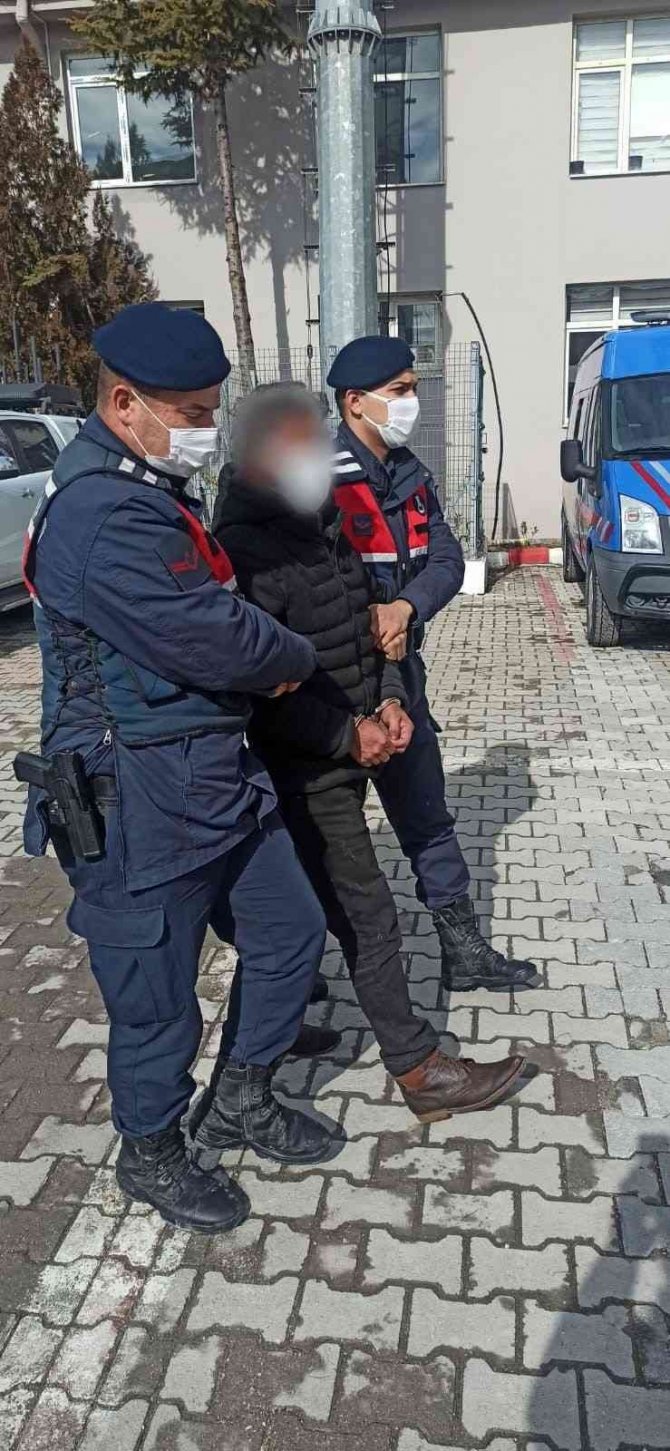 108 Bin Tl’lik Hırsızlık Yapan Şüpheli Aynı Gün Yakalandı