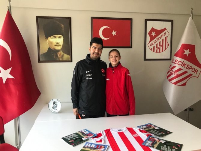 Milli Takım Kampına Davet Edildiği Öğrendiği An Adeta Havalara Uçtu