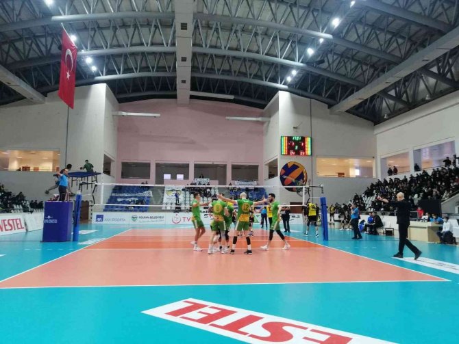Efeler Ligi: Bingöl Solhan Spor: 3 - Sorgun Belediyespor: 1