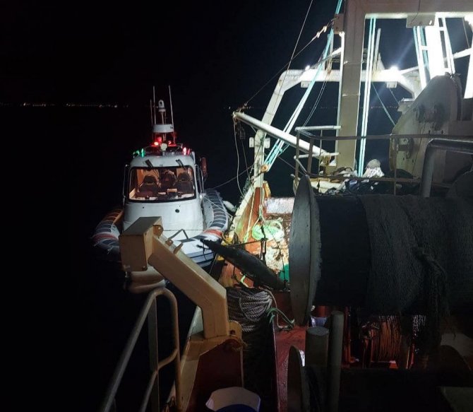 Ayvalık’ta Sahil Güvenlik Yasa Dışı Deniz Avcılığına Geçit Vermiyor