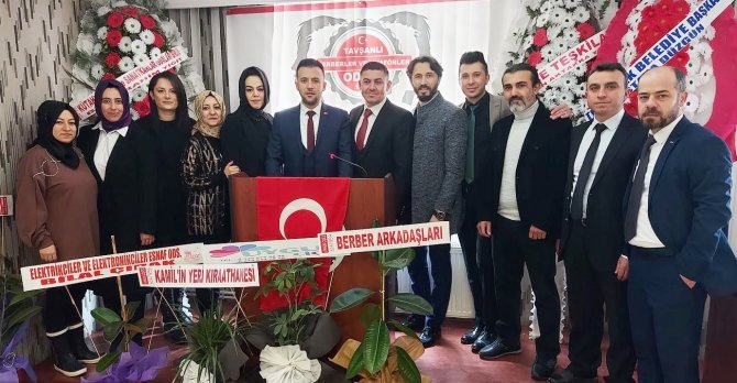 Başkan Onur Düvenli Güven Tazeledi