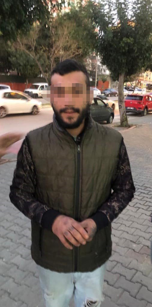 Darp Edip İki Çocuğun Cep Telefonunu Gasp Eden İki Zanlı Tutuklandı