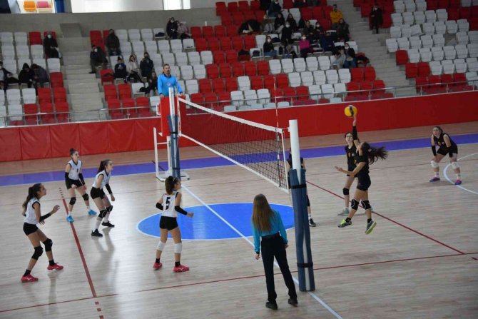 Bozüyüklü Genç Sporcular İldeki Başarılarını Sürdürüyor