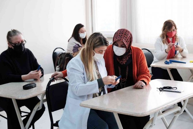 Busmek’te Öğretmenlere Ara Tatil Eğitim Seminerleri