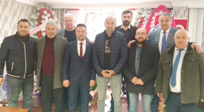Başkan Onur Düvenli Güven Tazeledi