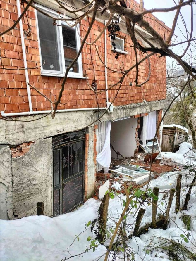 Ordu’da Heyelan: 15 Konut İçin Boşaltma Kararı