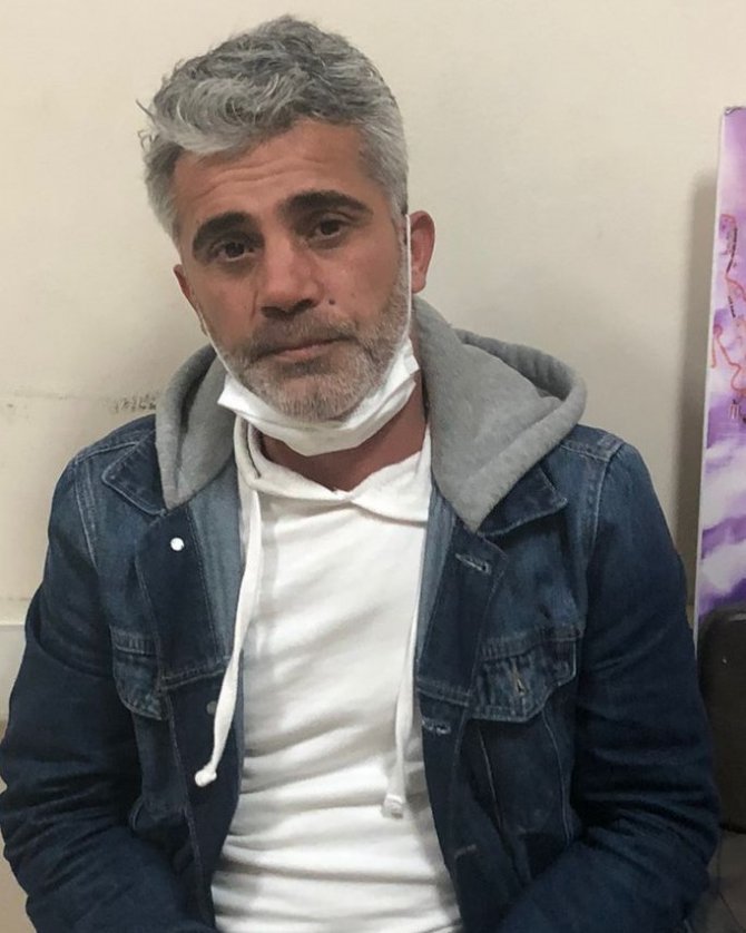 Çocuklarının Gözleri Önünde Eski Eşi Ve Ailesini Bıçakladı