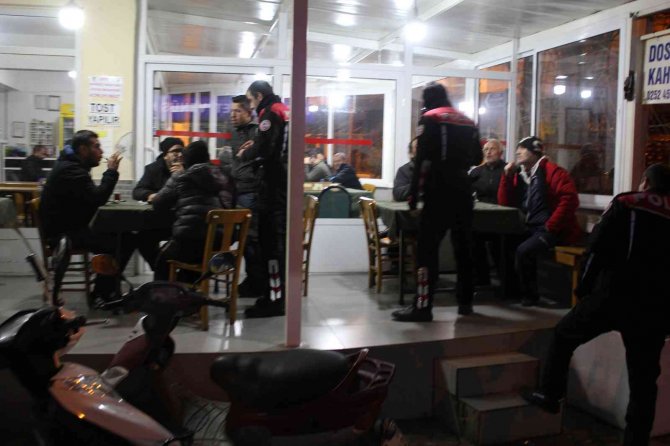 Çocuklarının Gözleri Önünde Eski Eşi Ve Ailesini Bıçakladı