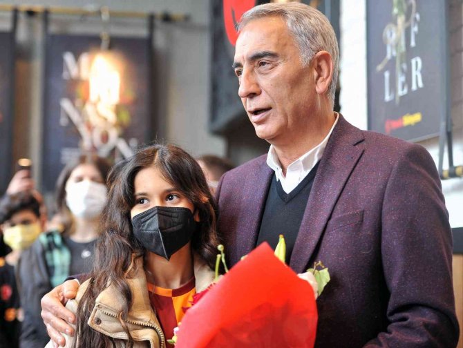 Adnan Polat: “Seçim Tsunami Etkisi Yapar”