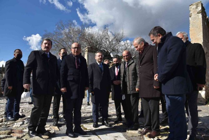 Stratonikeia, Protokolü Ağırladı