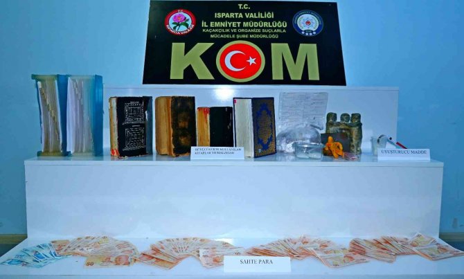 Isparta’da Piyasaya 25 Bin Lira Sahte Para Süren Kişiler Yakalandı