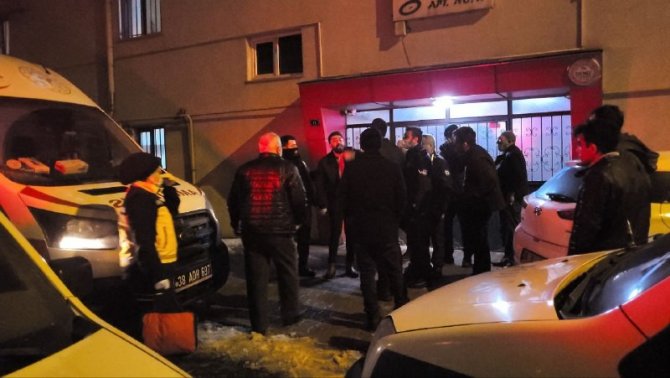 Kayseri’de Sinir Krizi Geçiren Şahıs Annesini Rehin Aldı