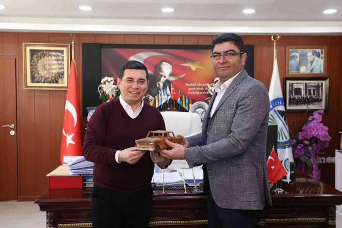Başkan Tütüncü, Bucak Kızılkaya’da İlçe Sakinleriyle Buluştu