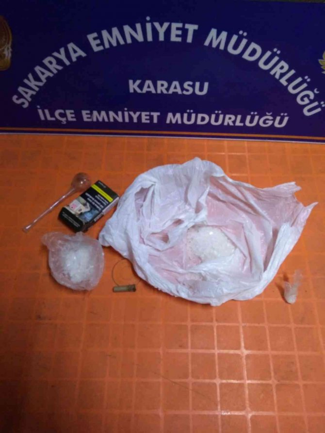 Sakarya’da 4 Farklı Adrese Eş Zamanlı Uyuşturucu Operasyonu: 4 Gözaltı
