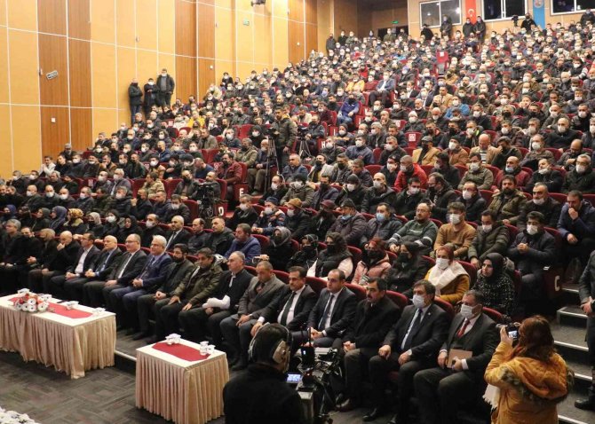 Sivas Belediyesinde En Düşük Maaş 6 Bin 144 Tl Olarak Belirlendi