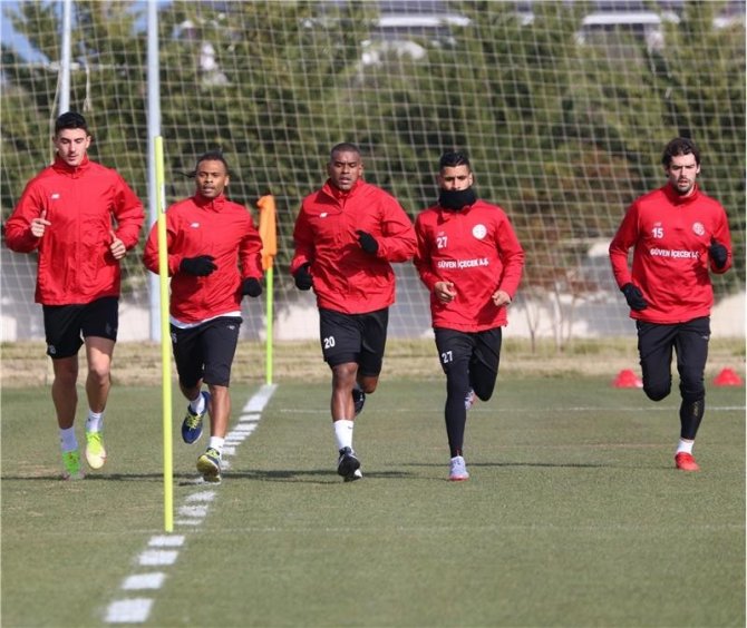 Antalyaspor, Beşiktaş Hazırlıklarını Sürdürdü