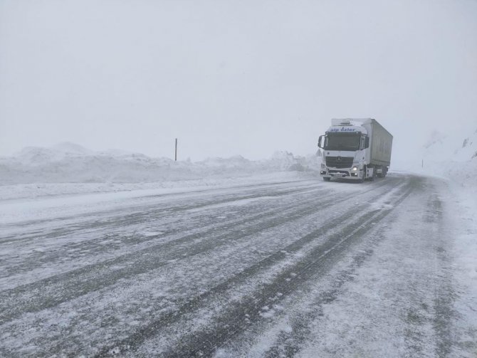 Tunceli’de 269 Köy Yolu Ulaşıma Kapandı