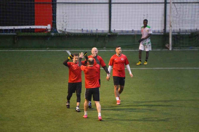 Kardeş Ülkeler Futbol Turnuvası’nın Kazananı Türkiye Oldu