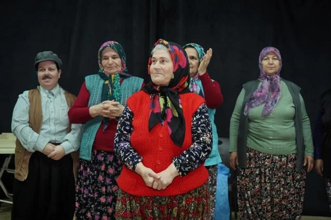 Ayvalık’ta "Ana, Gökyüzü Delinmiş"