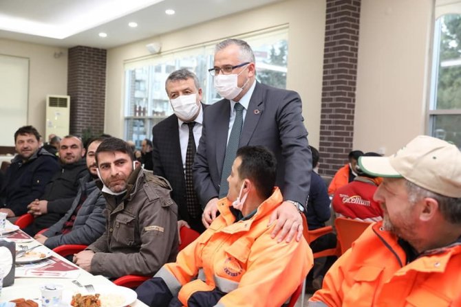 Başkan Kılıç: “İ̇lçemiz Son 50 Yılın En Yoğun Kar Yağışına Maruz Kaldı”