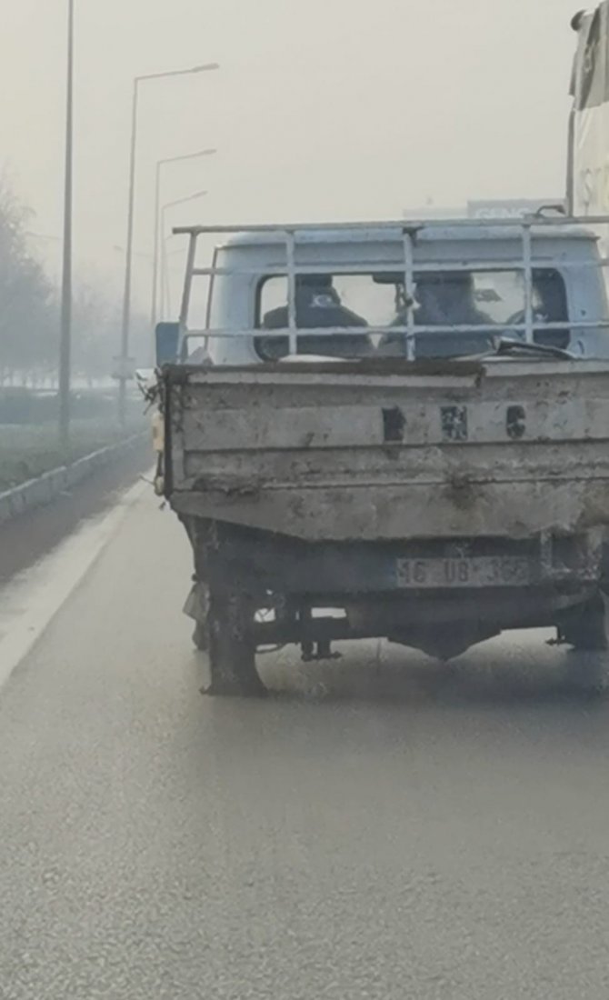 Patlak Lastikle Seyreden Sürücü Cezasız Kalmadı