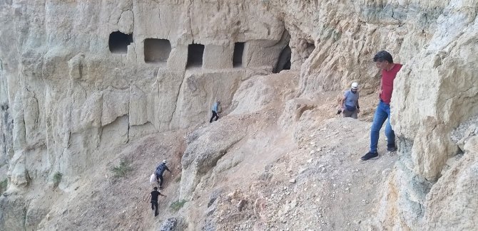 Doğanın Gizemli Türü Yarasaların Sırları Çakü’de Aydınlanıyor