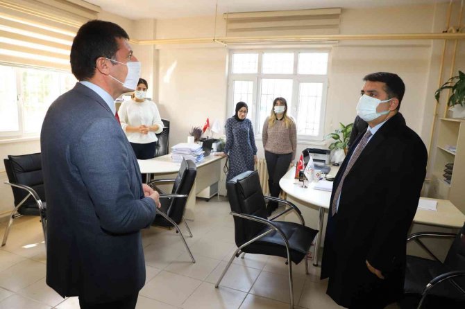 Kaymakam Mehmet Tunç, Cizre Rehberlik Ve Araştırma Merkezini Gezdi