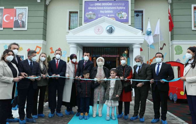 Emine Erdoğan, Bebek Kütüphanesi’nin Açılışını Yaptı